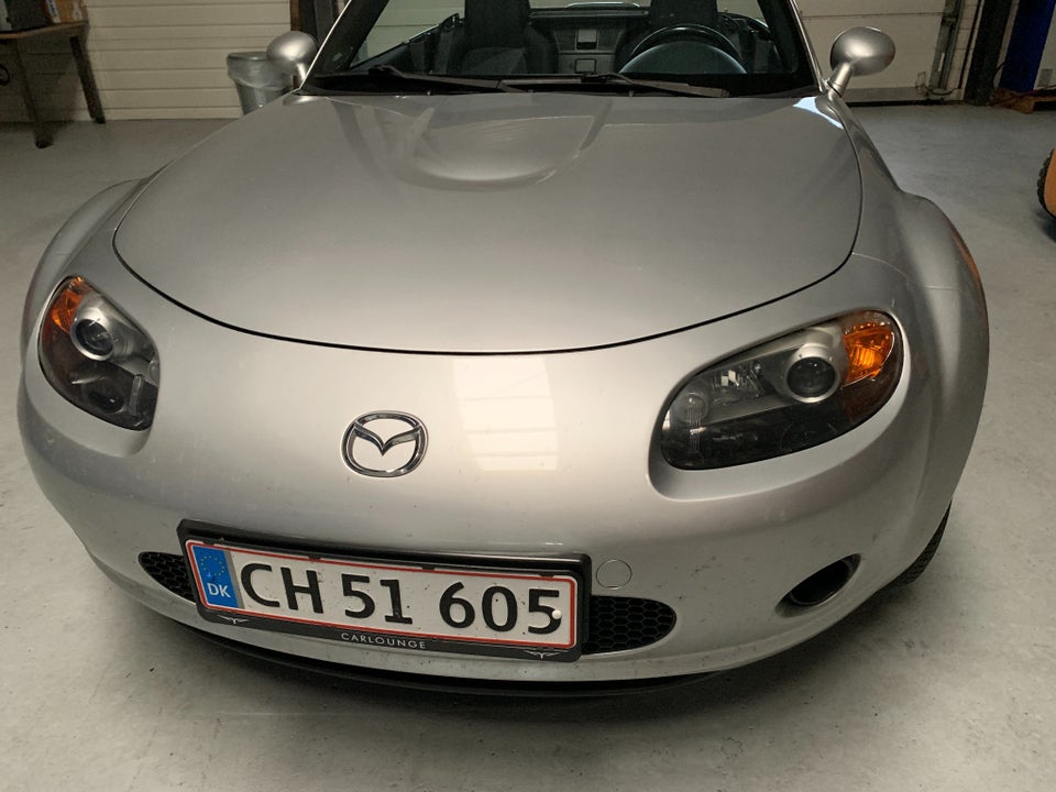 Mazda MX-5 1,8 Roadster Coupé 2d