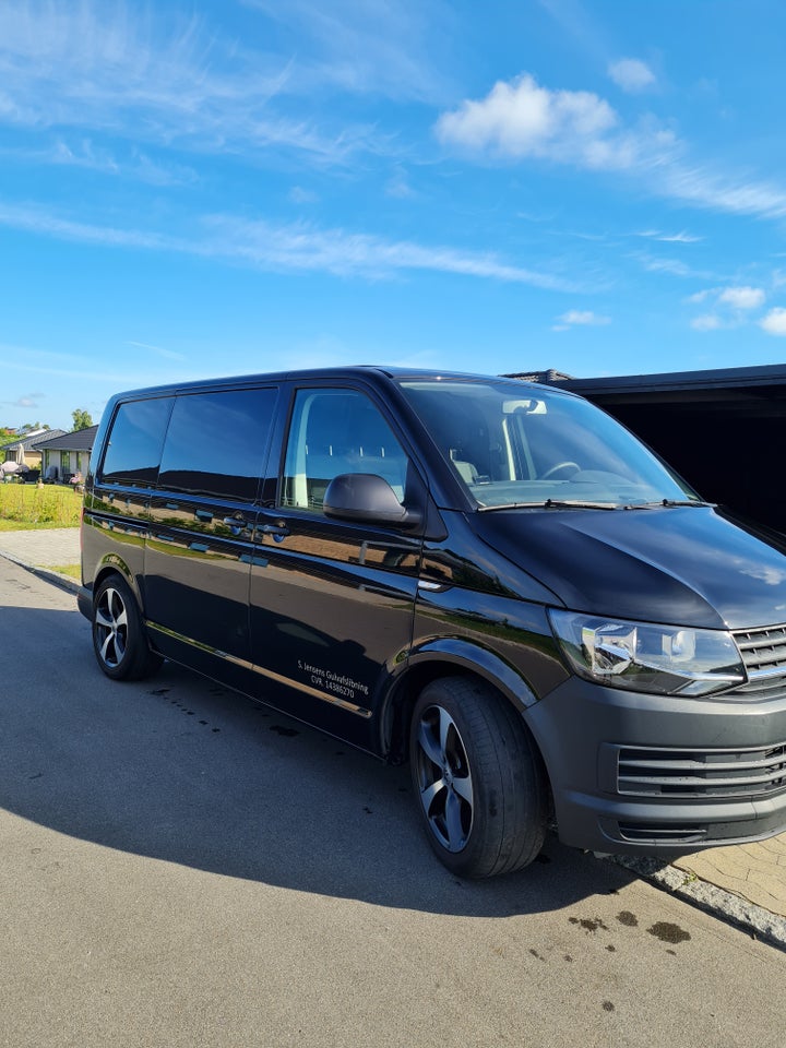 VW Transporter 2,0 TDi 102 Kassevogn kort