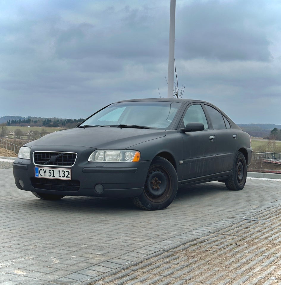 Volvo S60 2,4 170 4d