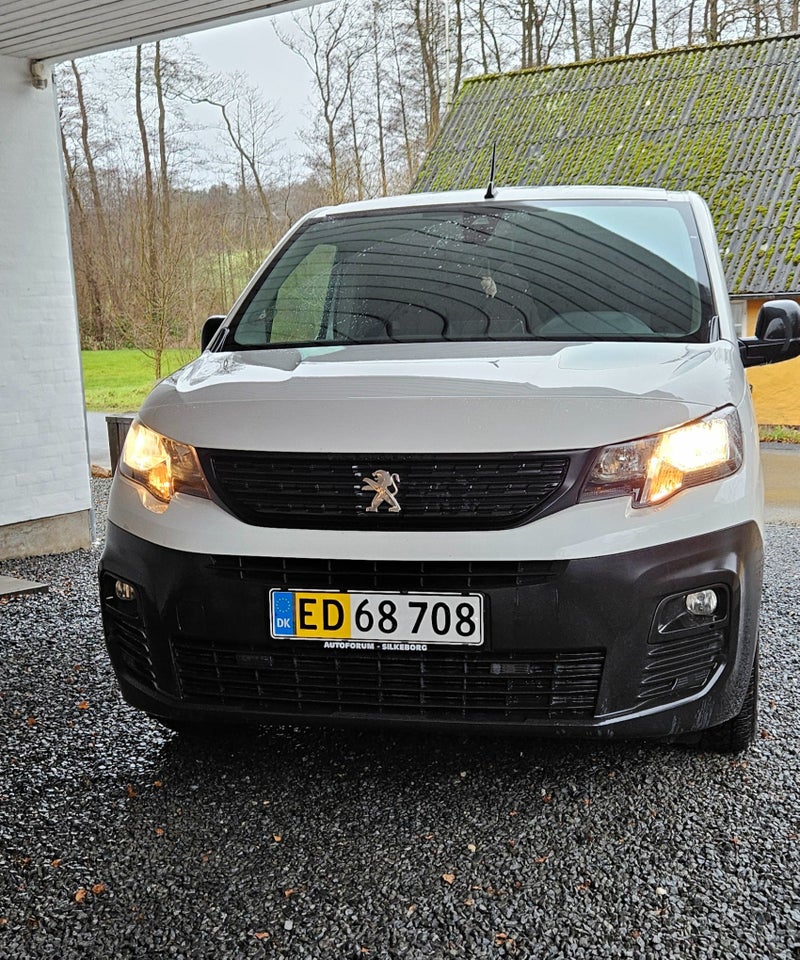 Peugeot Partner 1,5 BlueHDi 100 L1V1 Plus Van