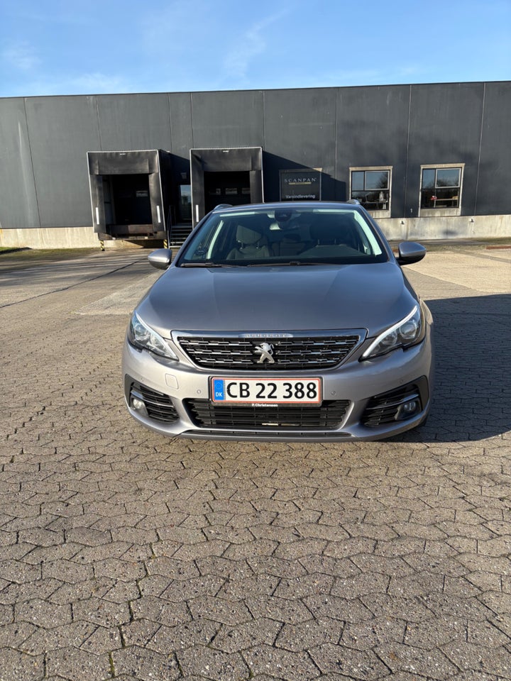 Peugeot 308 1,6 BlueHDi 120 Allure SW 5d