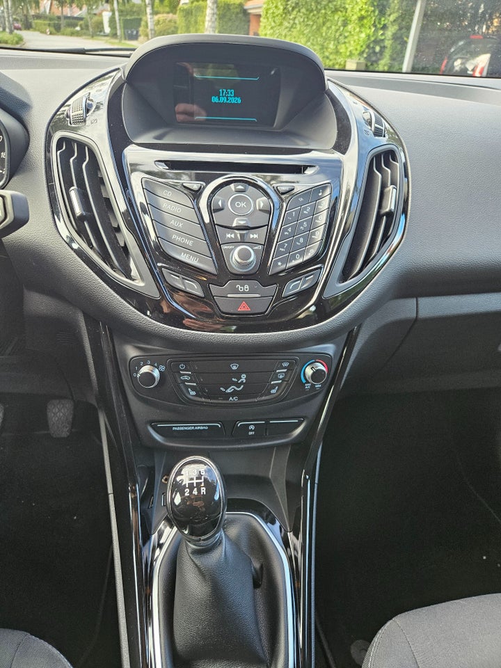 Ford B-MAX 1,0 SCTi 125 Titanium 5d
