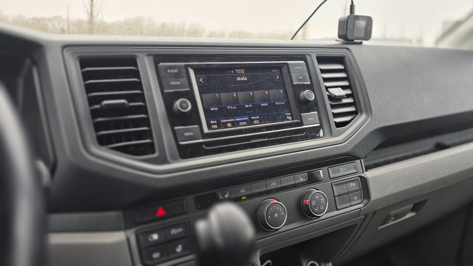 VW Crafter 35 2,0 TDi 177 Kassevogn L3H3 aut.