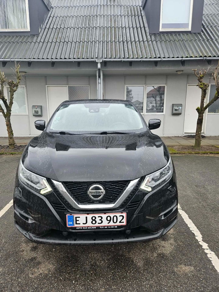 Nissan Qashqai 1,3 Dig-T 140 Tekna 5d