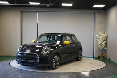 MINI Cooper SE  Yours Trim 3d