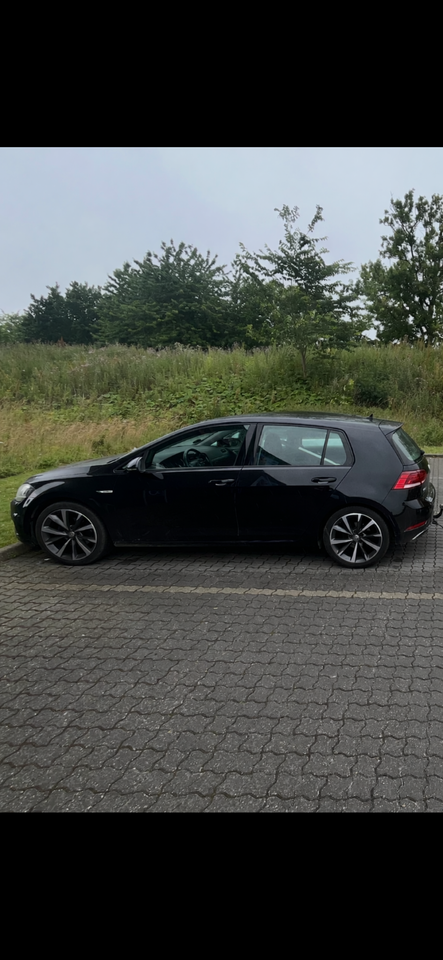 VW Golf VII 1,5 TSi 130 Comfortline 5d