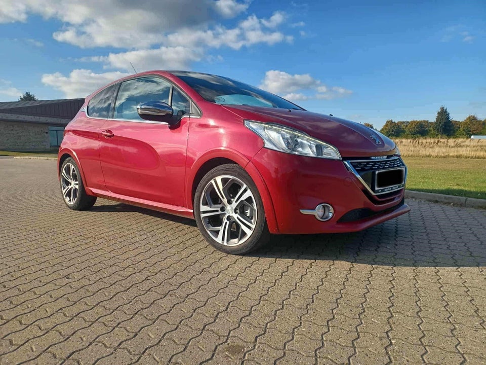 Peugeot 208 1,6 THP 200 GTi 3d