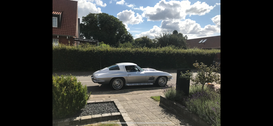 Chevrolet Corvette Stingray 2d