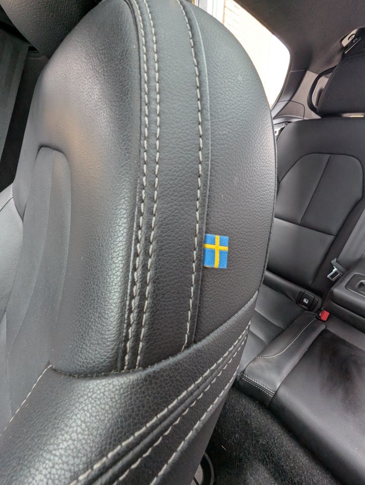 Volvo XC40 P8 ReCharge Twin R-Design 5d