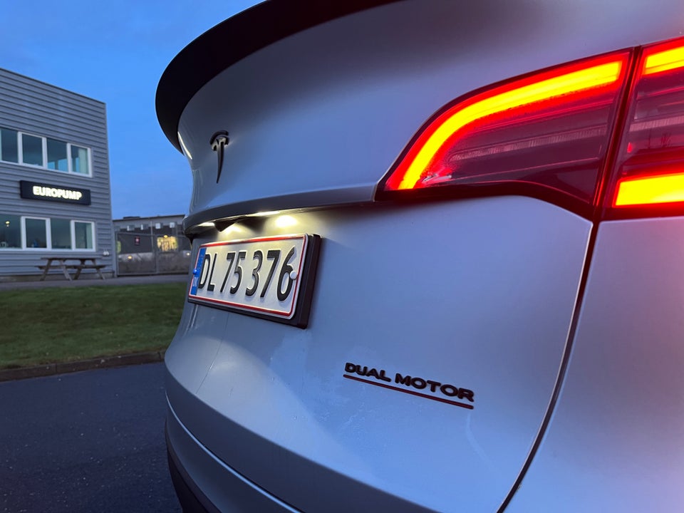 Tesla Model Y Performance AWD 5d