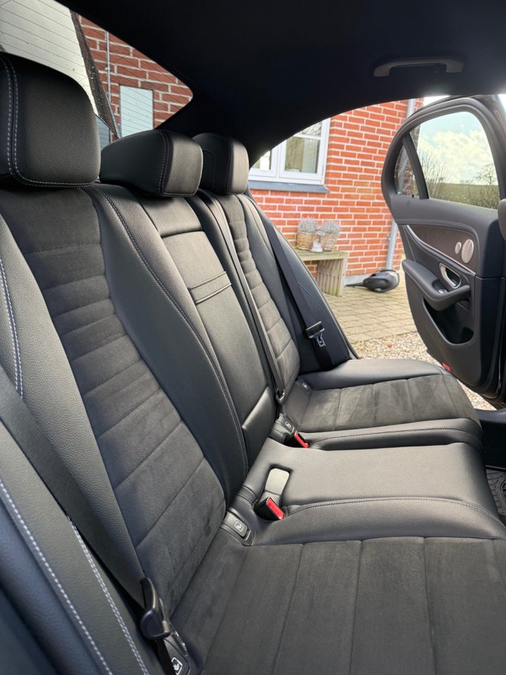 Mercedes E300 de 2,0 AMG Line aut. 4d