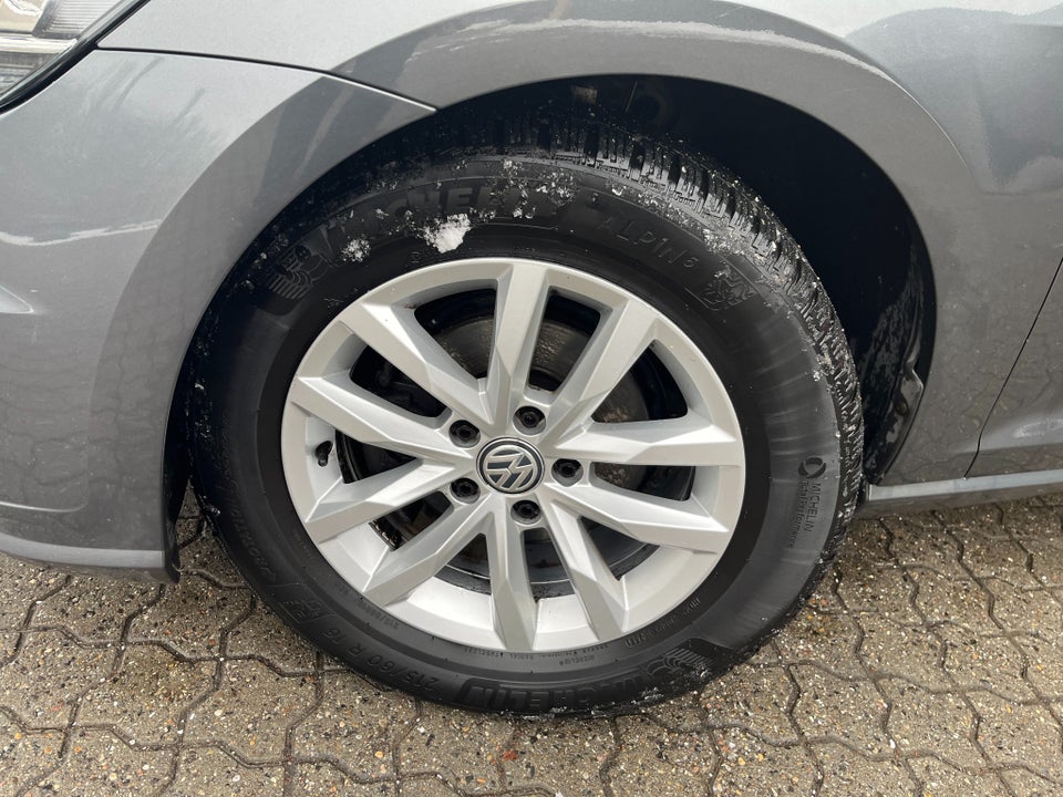 VW Golf VII 1,0 TSi 85 Trendline 5d