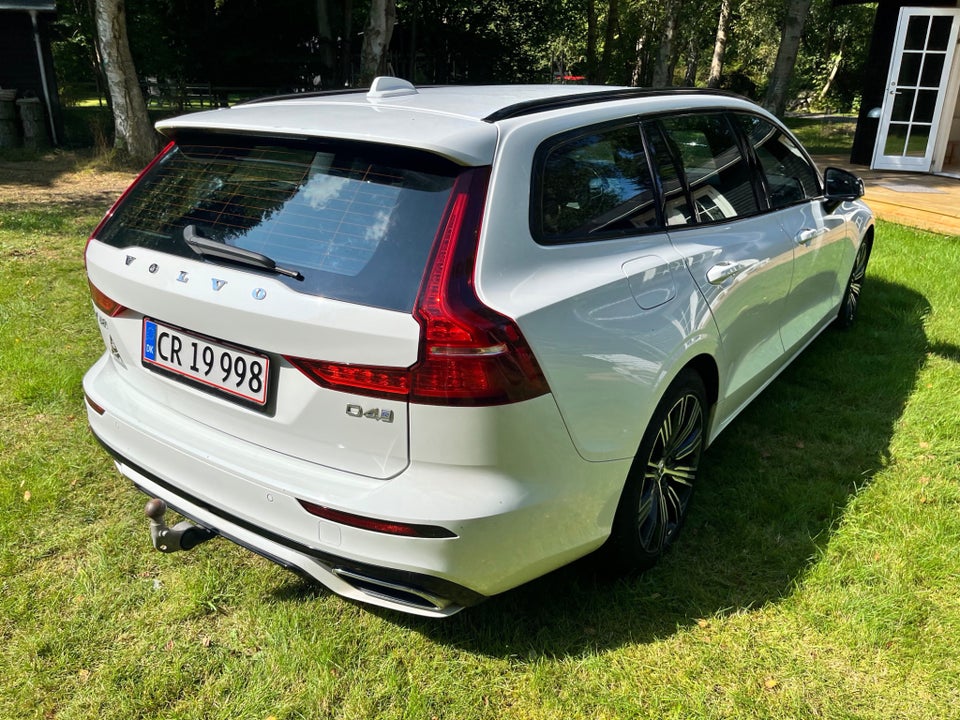 Volvo V60 2,0 D4 190 R-Design aut. 5d