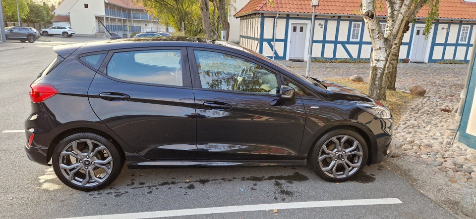 Ford Fiesta 1,0 EcoBoost mHEV ST-Line 5d