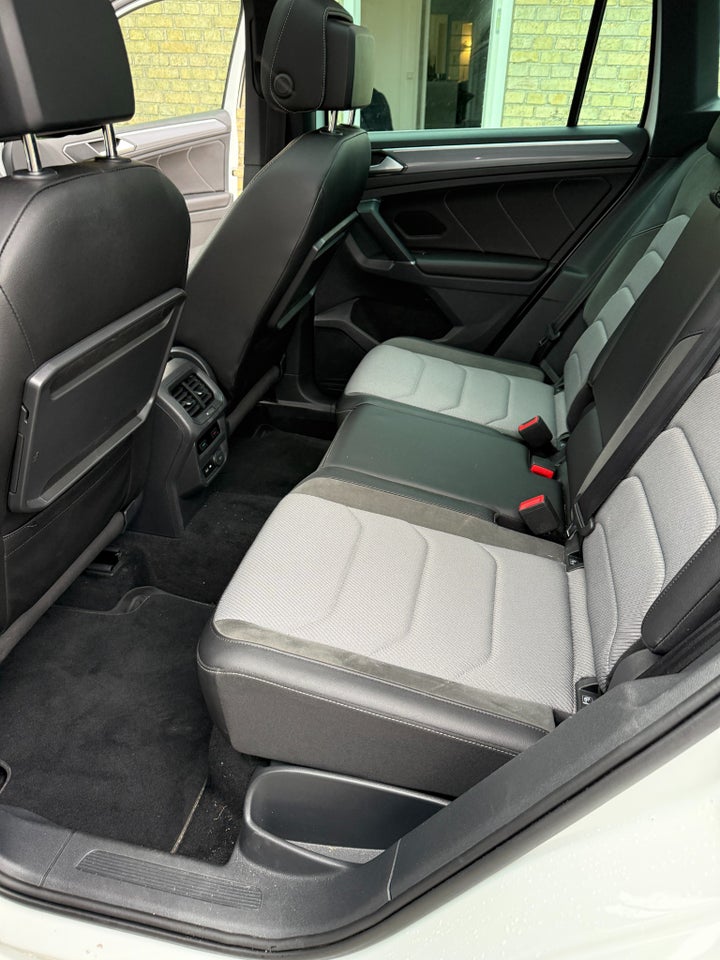 VW Tiguan 2,0 TDi 190 R-line DSG 4Motion 5d