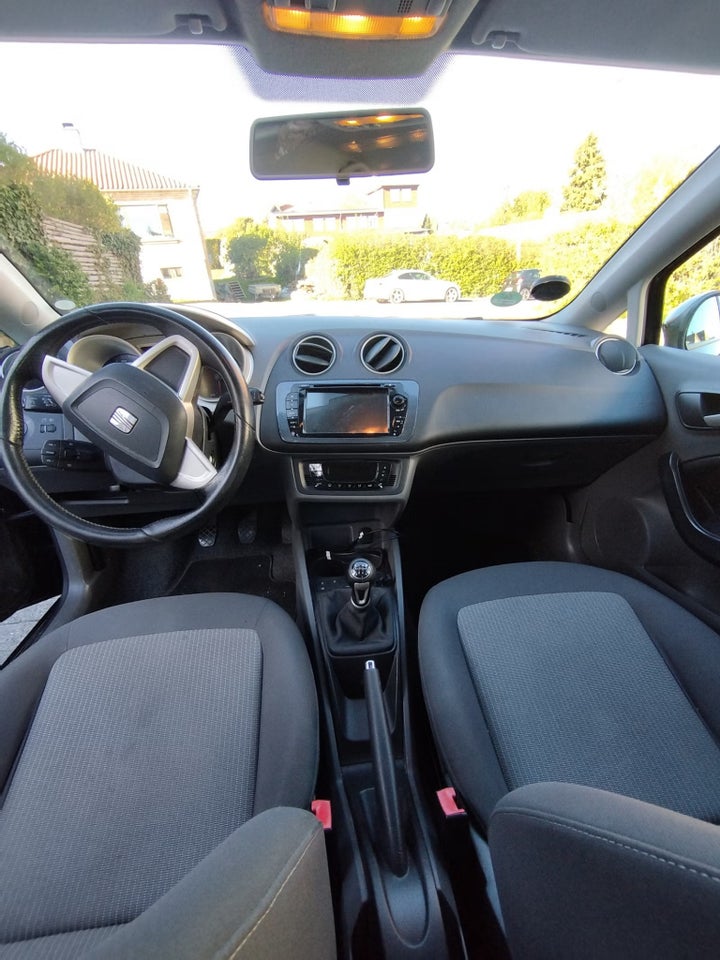 Seat Ibiza 1,4 16V Reference ST 5d