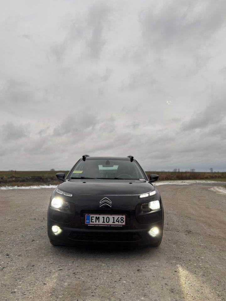 Citroën C4 Cactus 1,6 BlueHDi 100 Feel Complet 5d