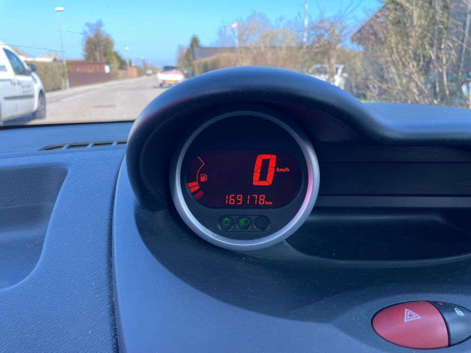 Renault Twingo 1,2 16V Authentique ECO2 3d