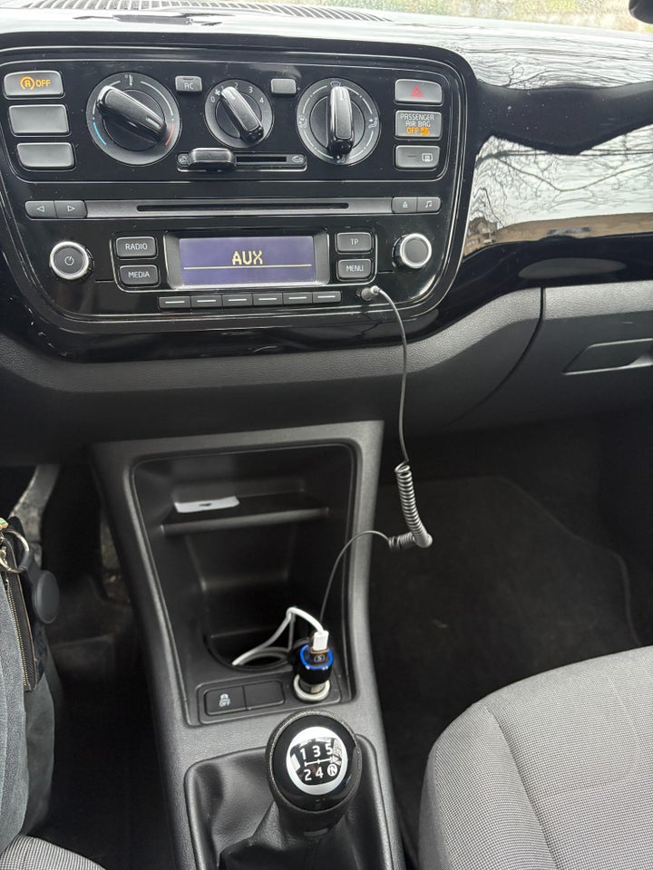 VW Up! 1,0 75 Move Up! BMT 5d