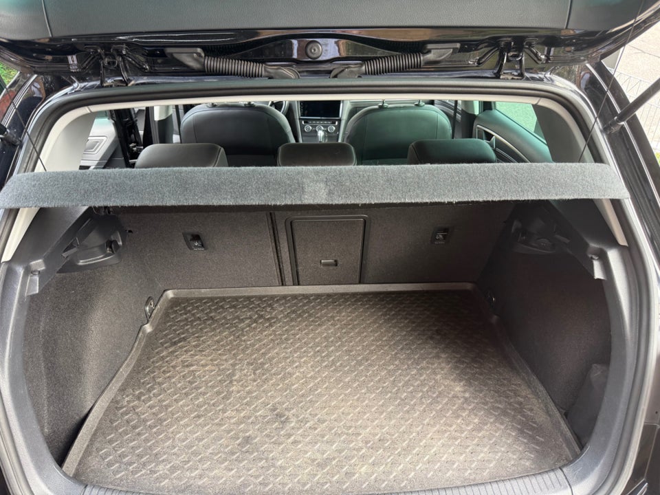 VW e-Golf VII Highline 5d