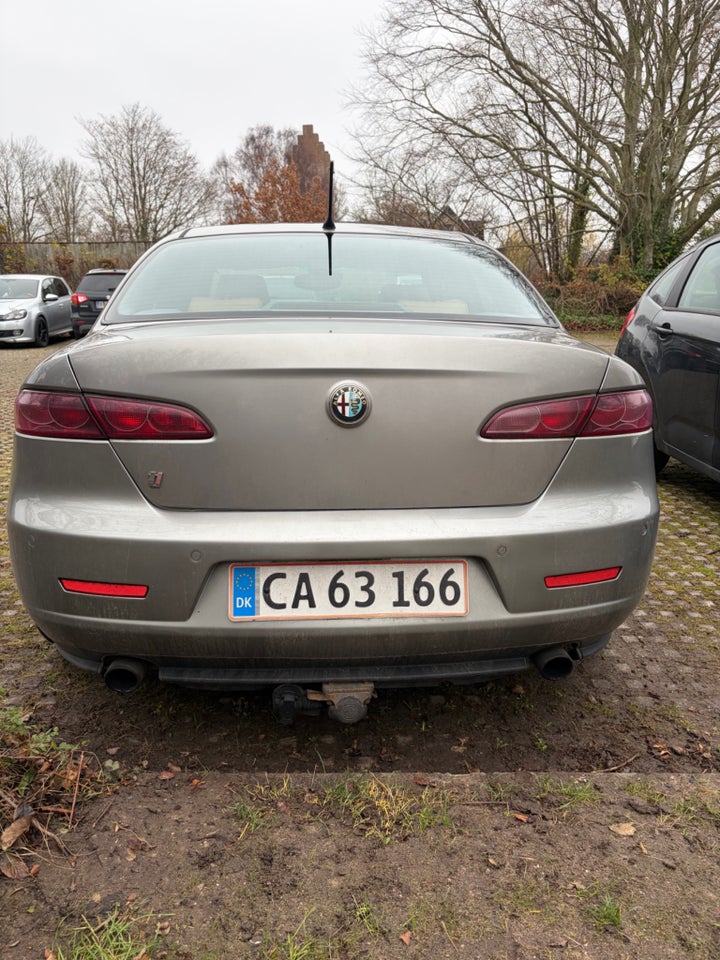 Alfa Romeo 159 1,75 TBi Distinctive 4d