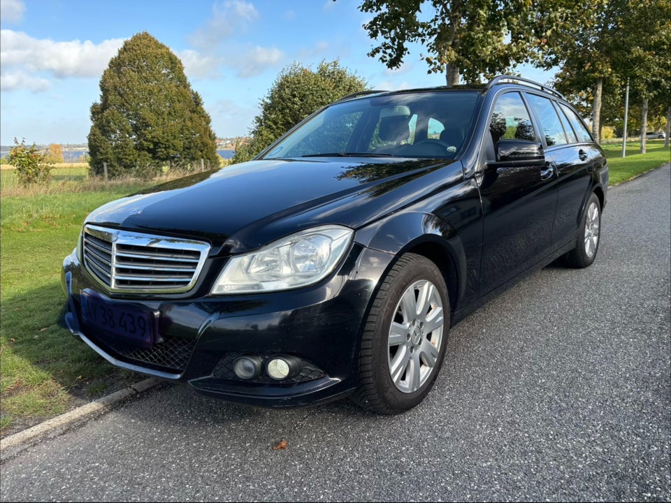 Mercedes C180 2,2 CDi stc. BE 5d