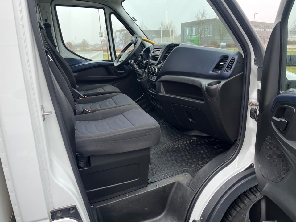 Iveco Daily 35S13 2,8 TDi Chassis