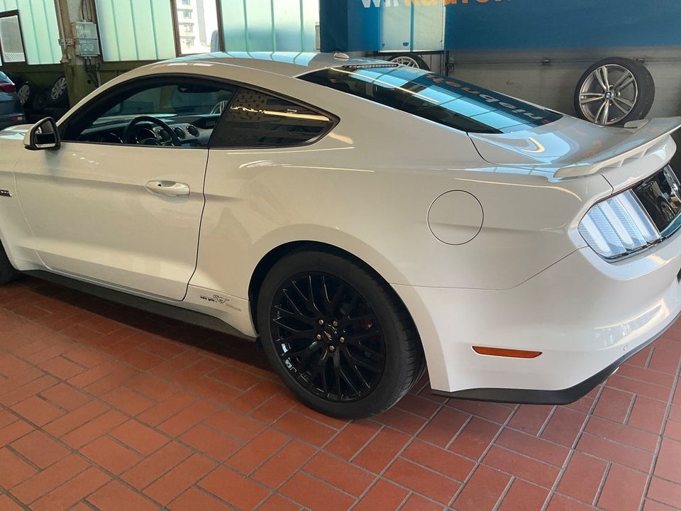 Ford Mustang 5,0 V8 GT Fastback 2d