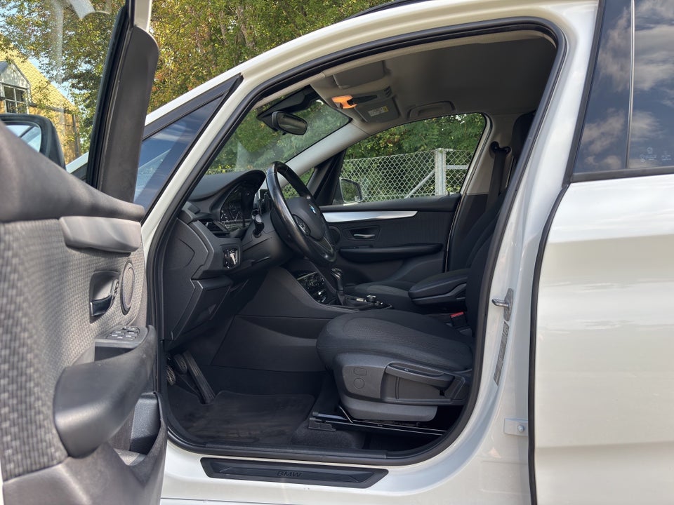 BMW 218i 1,5 Active Tourer Advantage 5d
