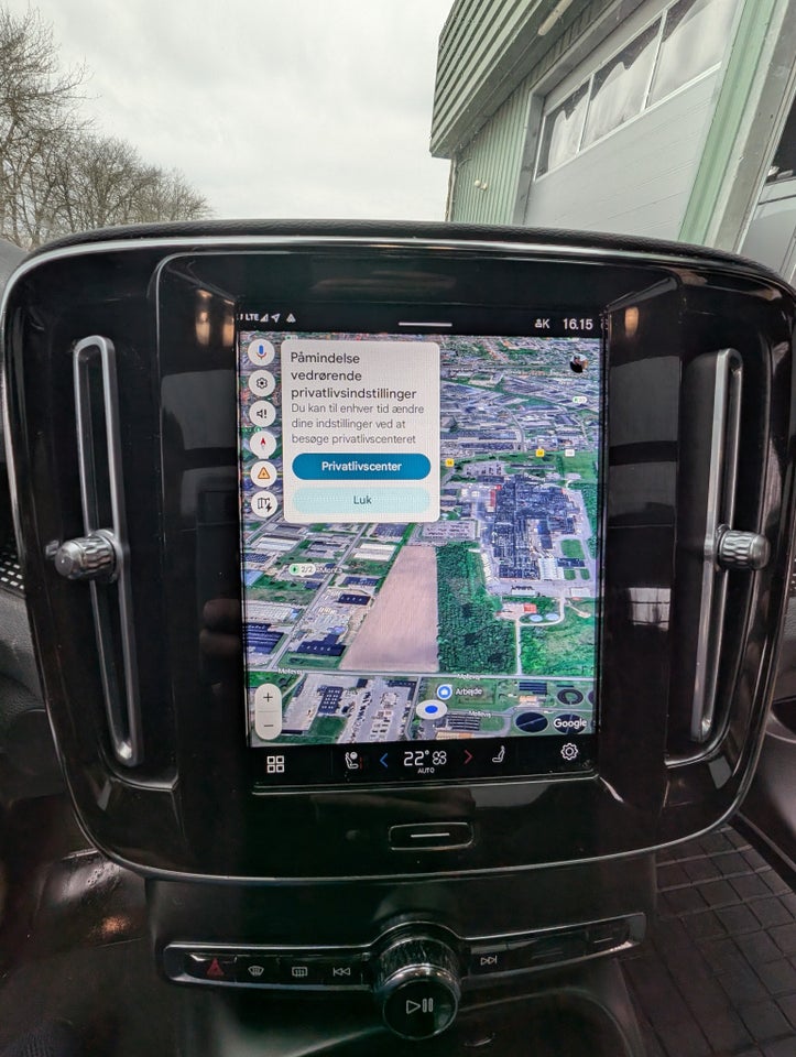 Volvo XC40 P8 ReCharge Twin R-Design 5d