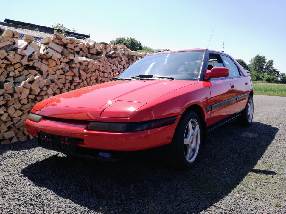 Mazda 323 1,6 LX 4d