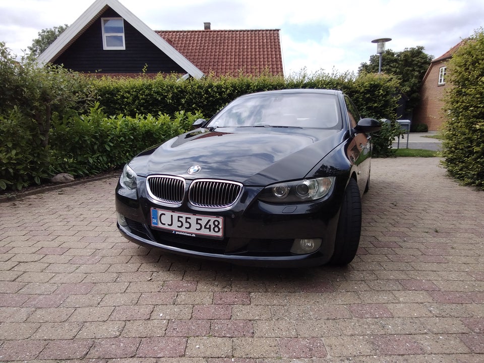 BMW 325i 2,5 Coupé Steptr. 2d