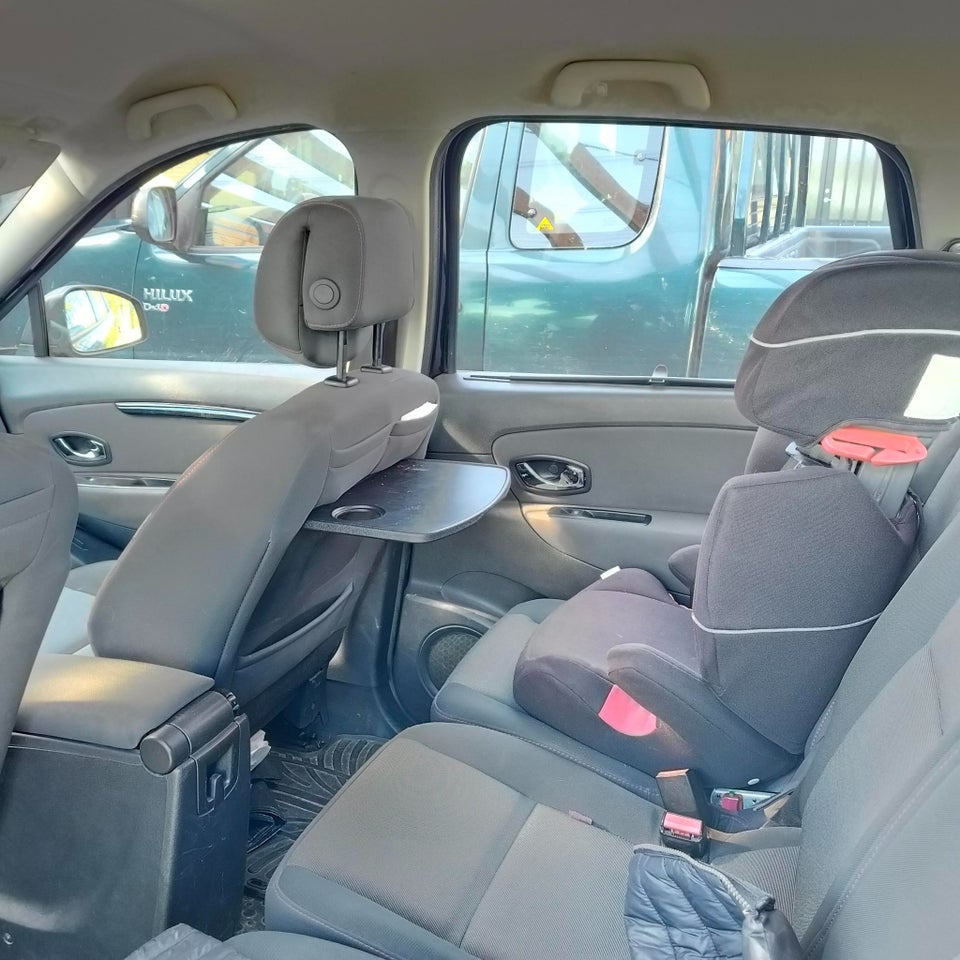 Renault Grand Scenic III 1,6 dCi 130 Expression 7prs 5d