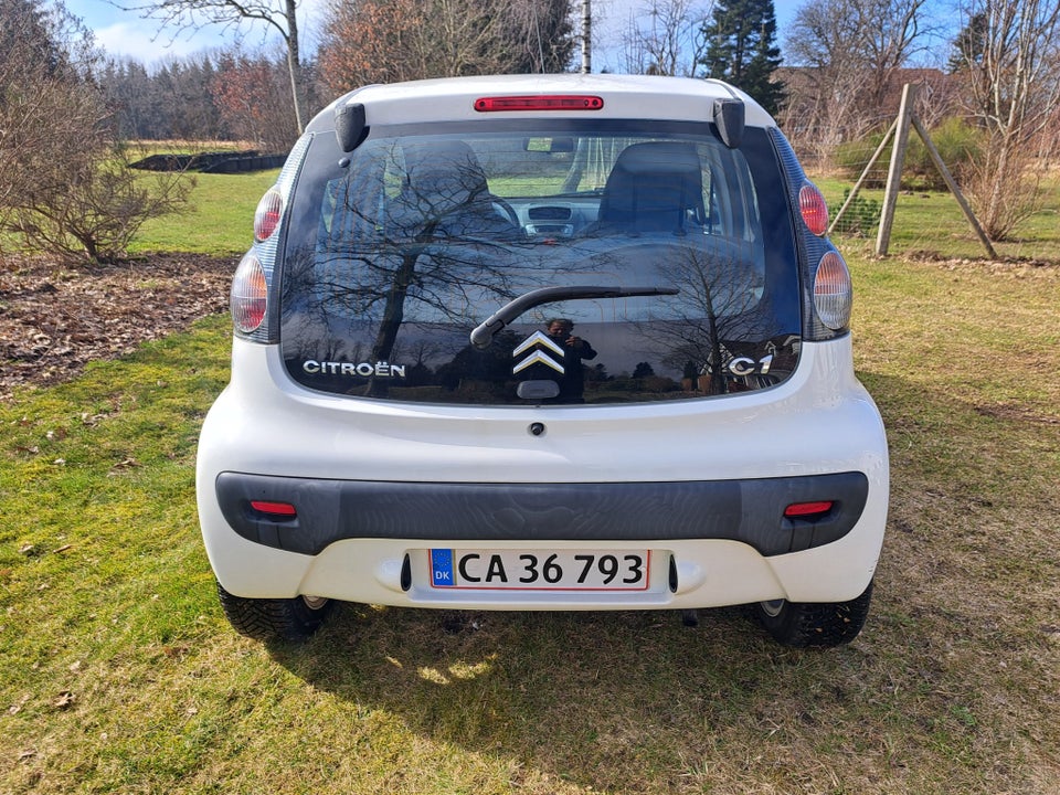 Citroën C1 1,0i Attraction 5d