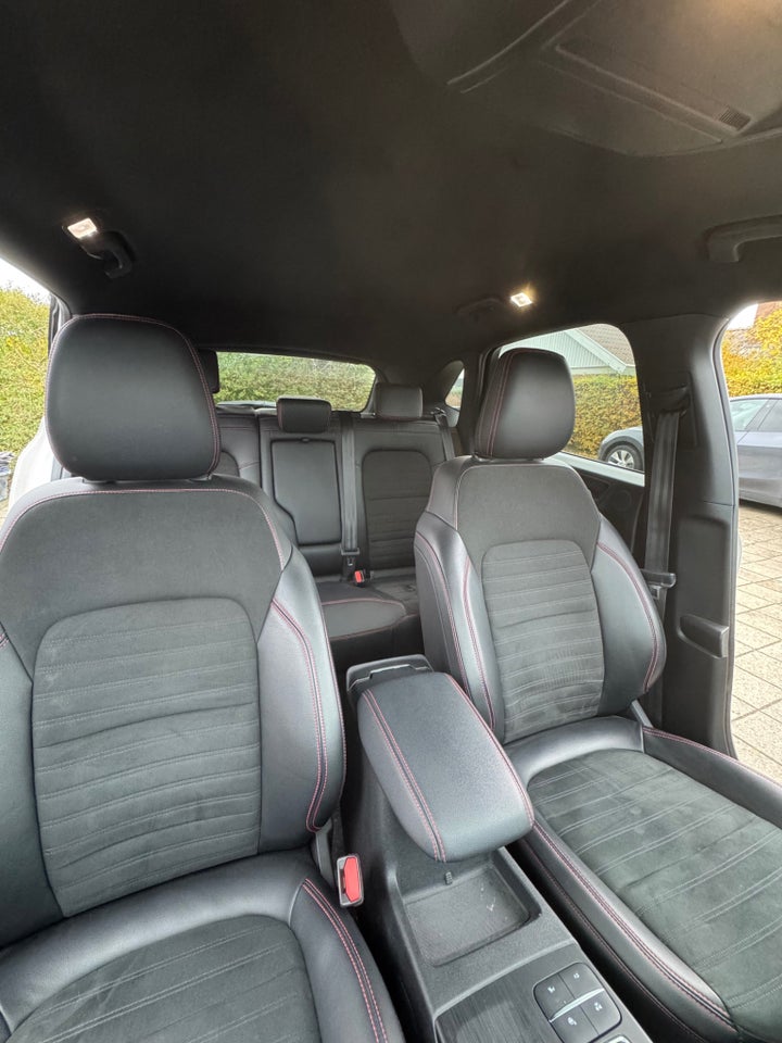 Ford Kuga 2,5 PHEV ST-Line CVT 5d