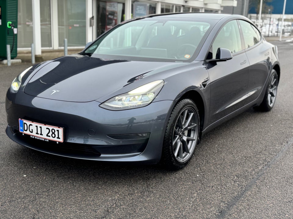 Tesla Model 3 Long Range AWD 4d