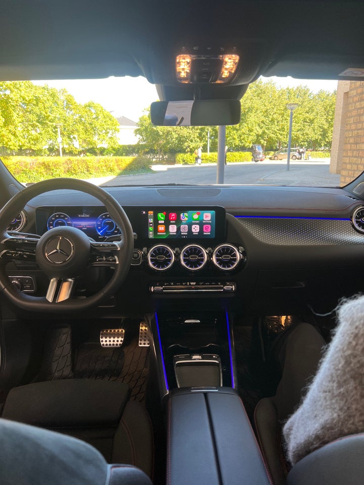 Mercedes EQA300 AMG Line 4Matic 5d