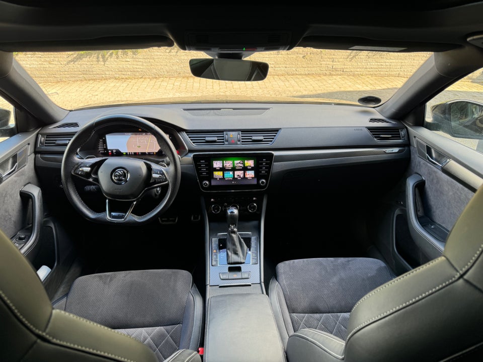 Skoda Superb 1,4 TSi iV Sportline Combi DSG 5d