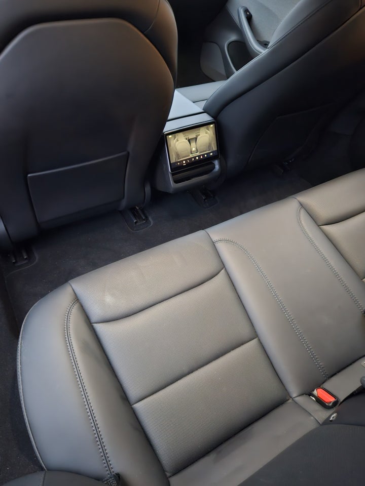 Tesla Model 3 Long Range RWD 4d