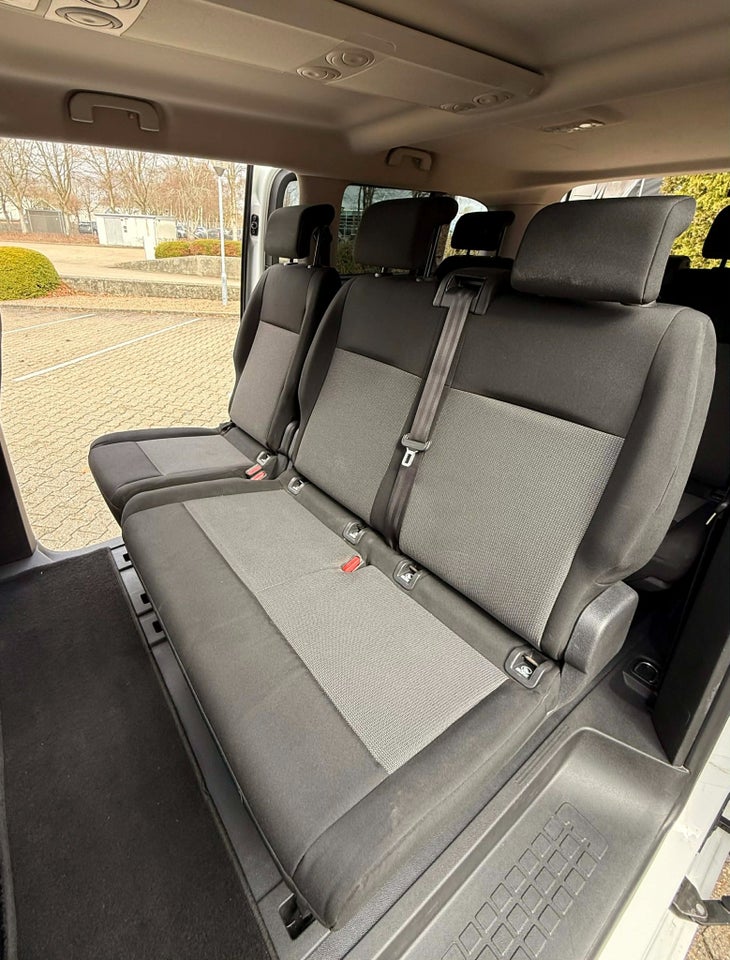 Peugeot Traveller 1,5 BlueHDi 120 L3 Active