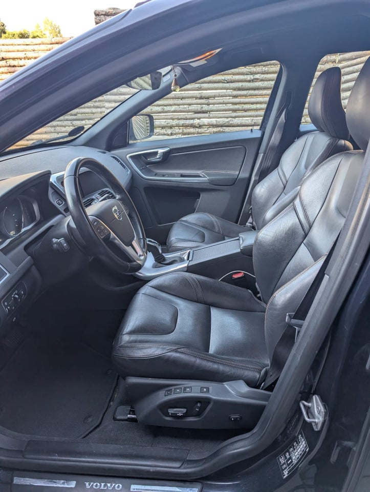 Volvo XC60 2,0 D4 190 Summum aut. 5d