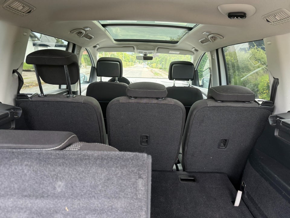 VW Sharan 2,0 TDi 150 Comfortline DSG 7prs 5d