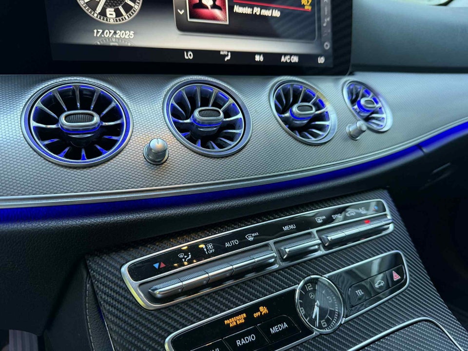 Mercedes E220 d 2,0 AMG Line stc. aut. 5d