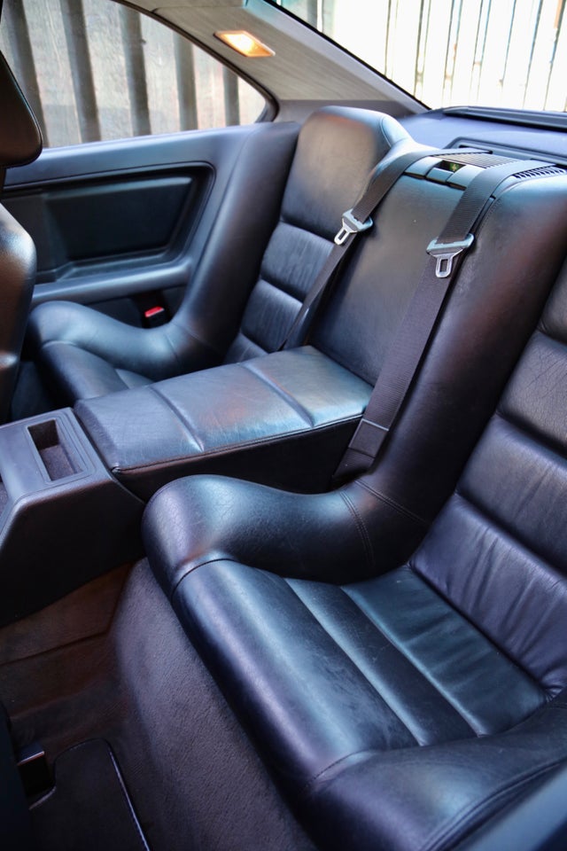 BMW 850i 5,0 V12 Coupé aut. 2d
