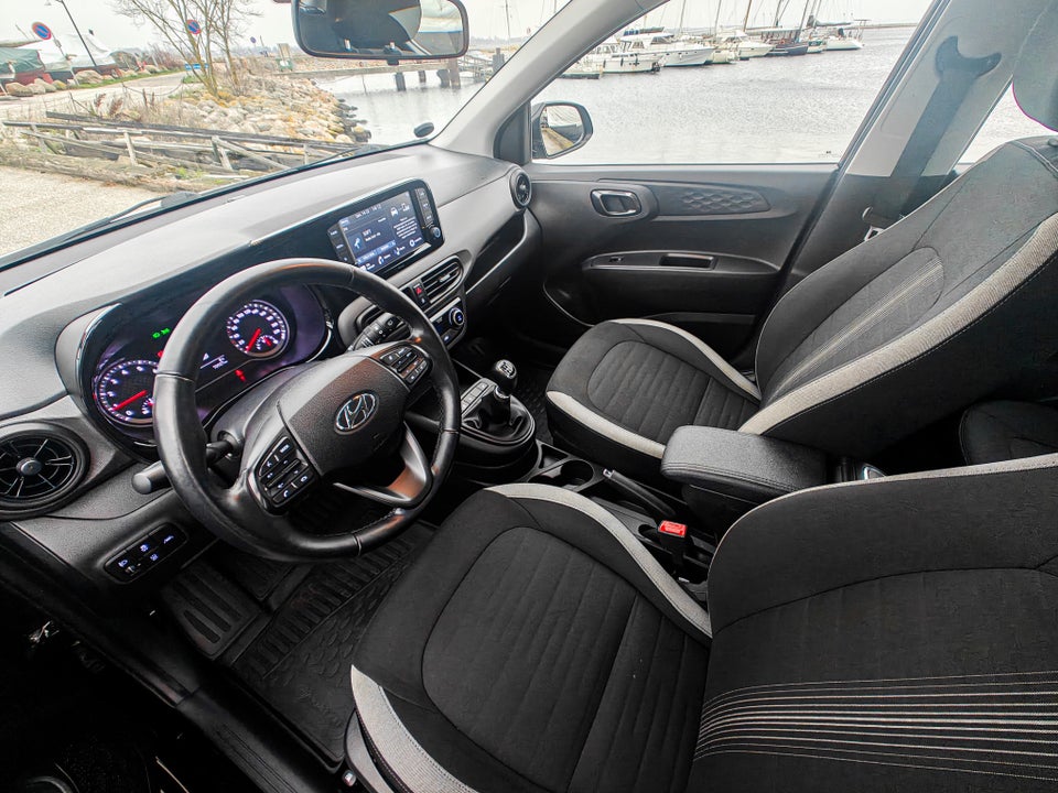 Hyundai i10 1,0 MPi Essential Komfort 5d