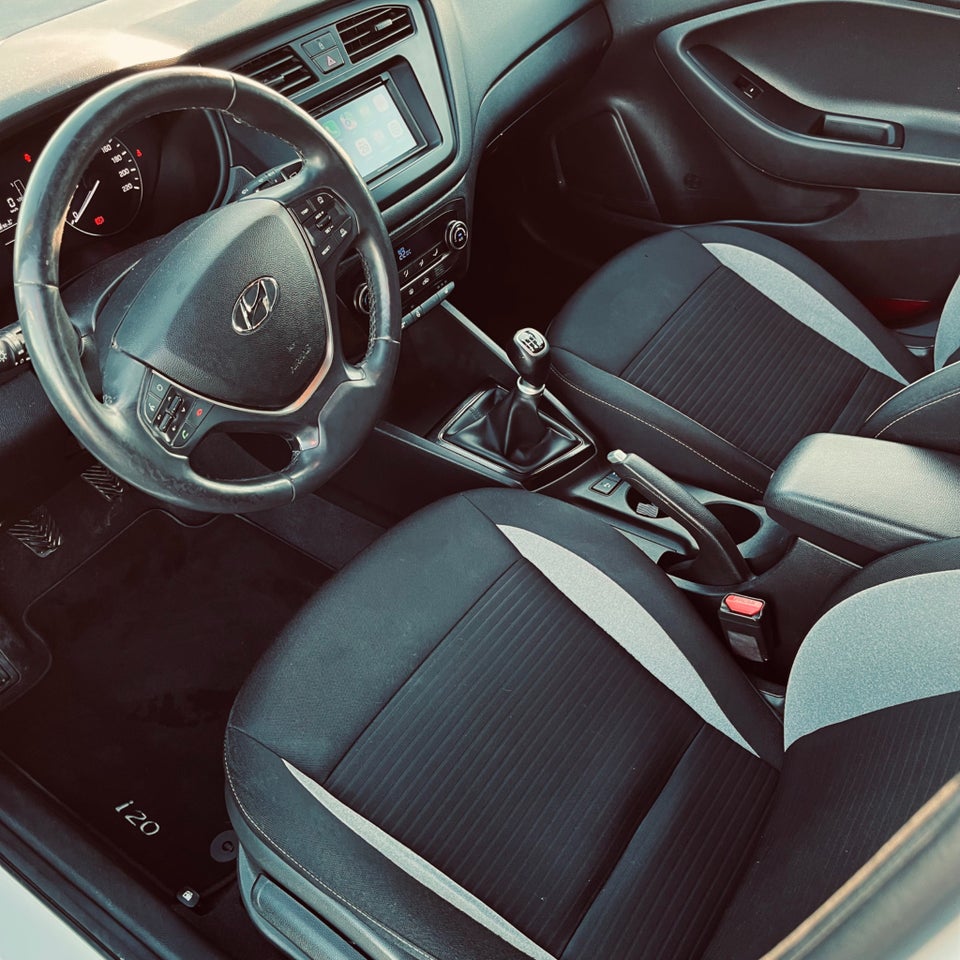Hyundai i20 1,25 Trend 5d
