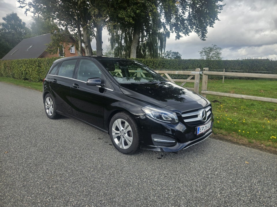 Mercedes B220 2,2 CDi aut. 5d