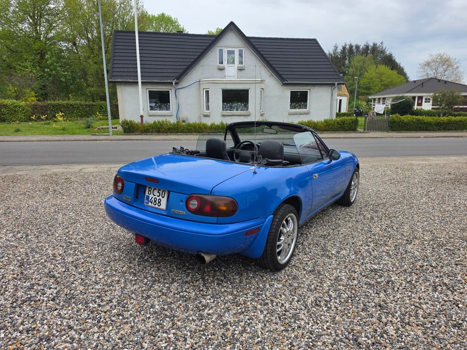 Mazda MX-5 1,6  2d
