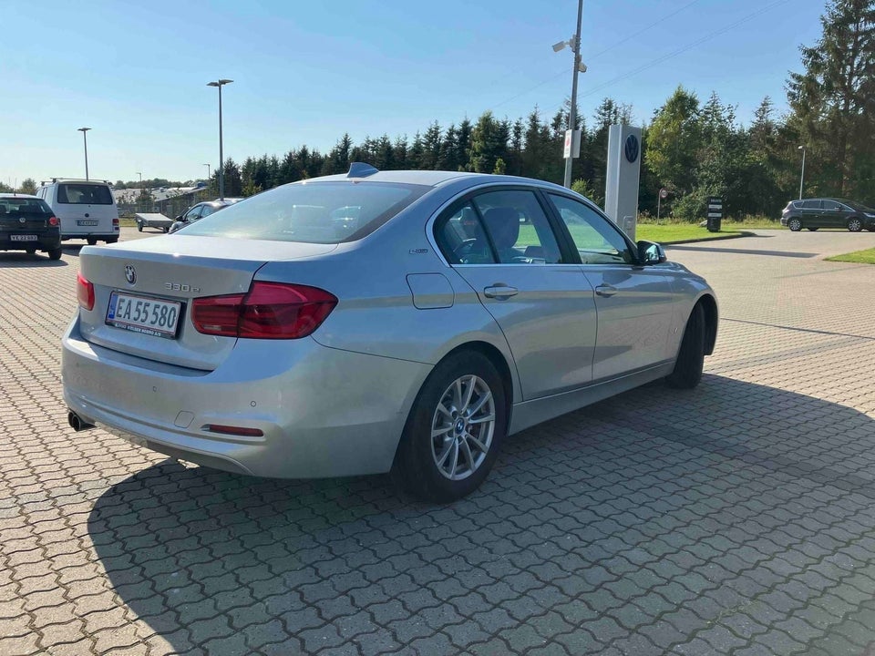 BMW 330e 2,0 aut. 4d