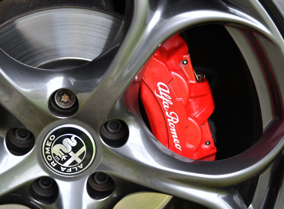Alfa Romeo Giulia 2,0 T 200 Super aut. 4d